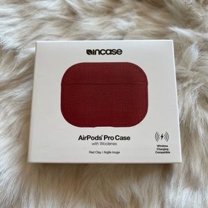 NWOT INCASE AirPods Pro Case with Woolenex - Old Brick